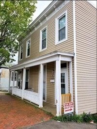 Building Photo - 711 Idlewood Ave