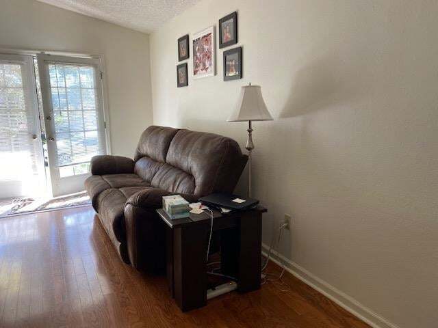Building Photo - 1626 Springwood Dr