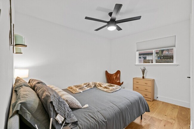 Building Photo - 12502 Brandywine Ct