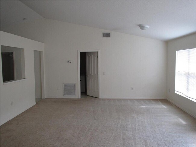 Building Photo - 4565 Fairlane Dr