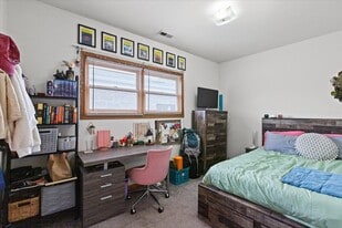 Building Photo - 1503 W Cortez St