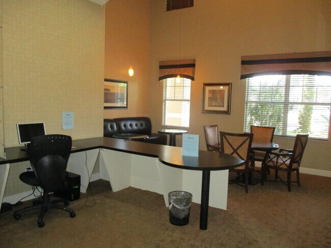 Building Photo - 6565 Emerald Dunes Dr