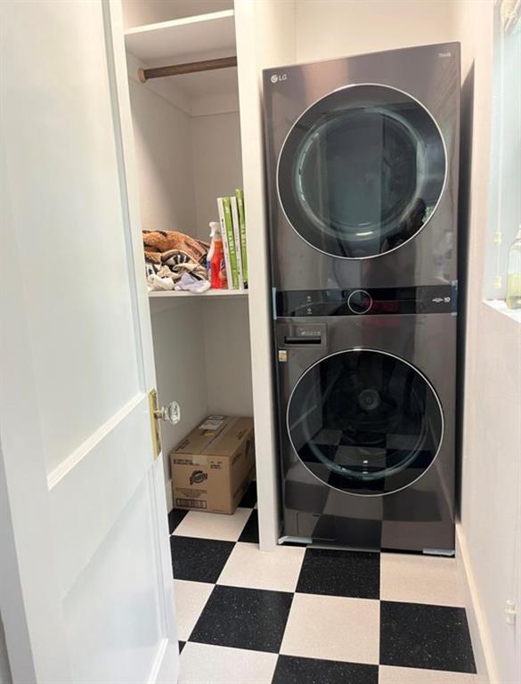 Building Photo - 3013 West Ave