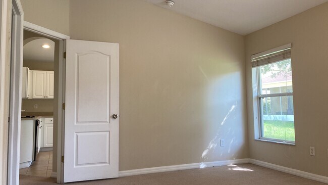 Building Photo - Home Sweet Home is this 4 bed, 2 bath home for Rent in the Asbel Creek Subdivision!