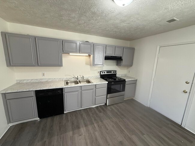 Building Photo - 3719 Trent Cir