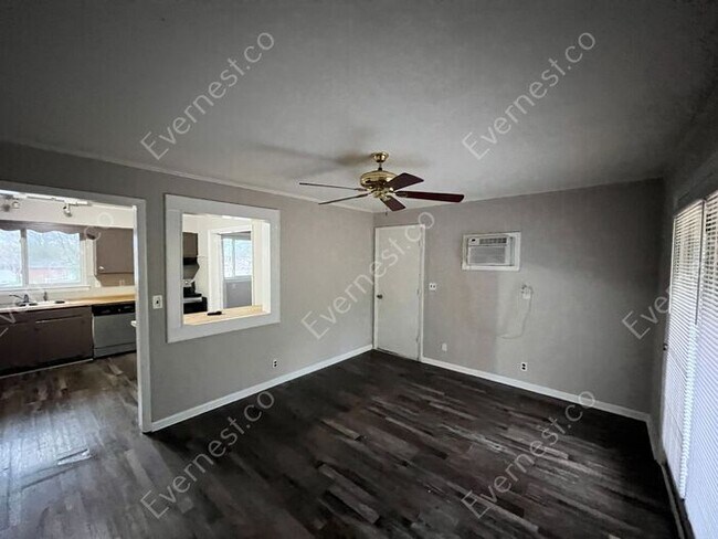 Building Photo - 4306 Righton Ln