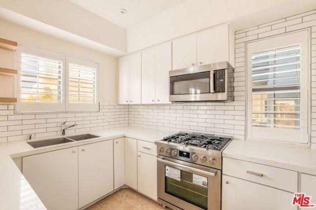 Building Photo - 36 Navy St