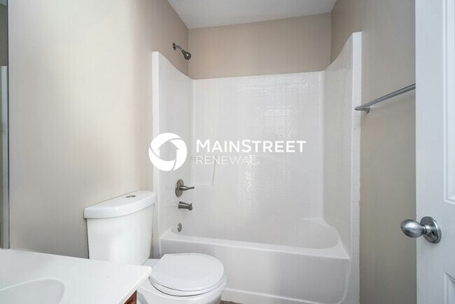 Building Photo - 4 Bedroom Pet-Friendly Home in Odenville, AL with Main Street Renewal
