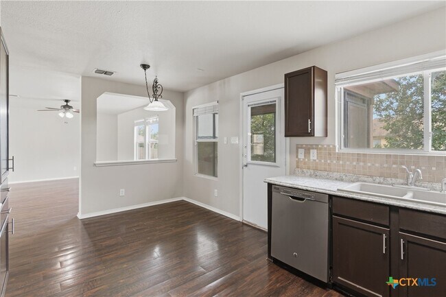Building Photo - 25513 Gold Yarrow