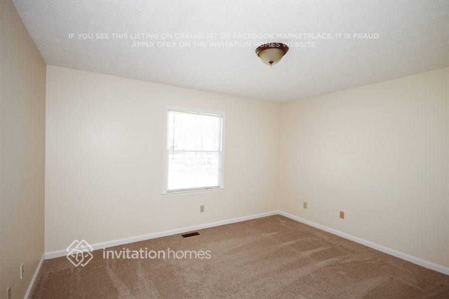 Building Photo - 265 Deep Step Rd