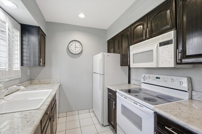 Building Photo - 4600 N 68th St