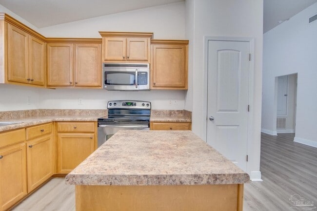 Building Photo - 3985 Embers Landing