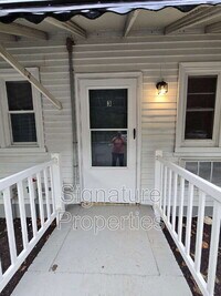 Building Photo - 773 Long Point Rd