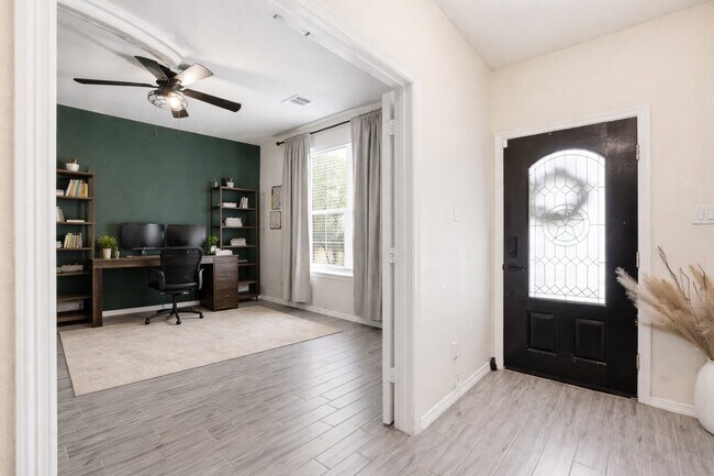 Building Photo - 14532 Jelly Pnes Dr