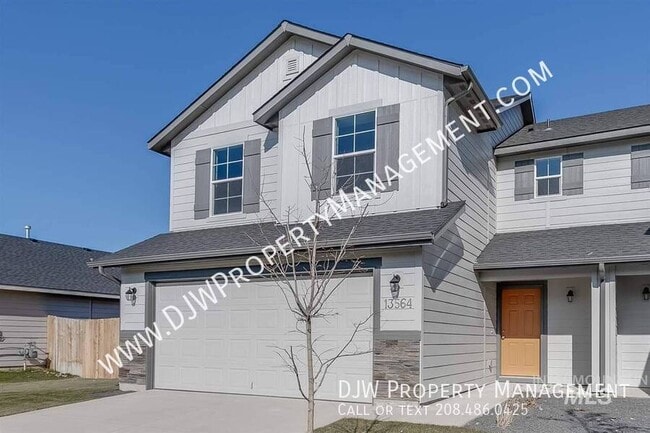 Primary Photo - 13564 Palm Beach Dr
