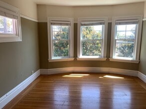 Building Photo - 1915-1919 Berkeley Way