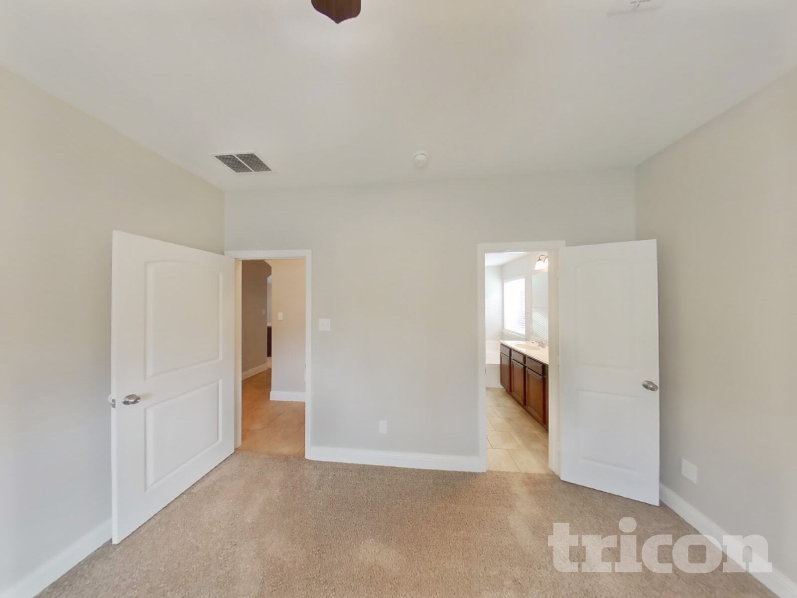 Building Photo - 5856 Burgundy Rose Dr