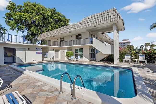 Building Photo - 55 SE 14th St