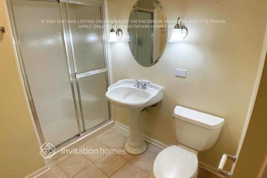 Building Photo - 2499 Deerfield Dr
