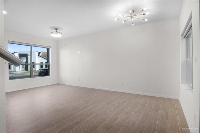 Building Photo - 16 N 5th St