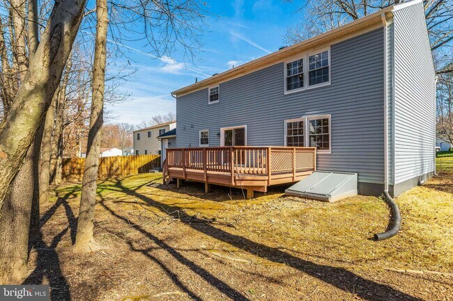 Building Photo - 9003 Fox Lair Dr