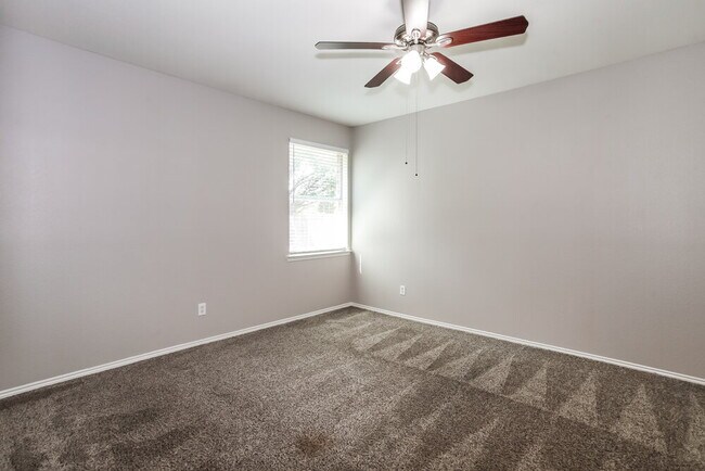 Building Photo - 13332 Dove Ranch Rd