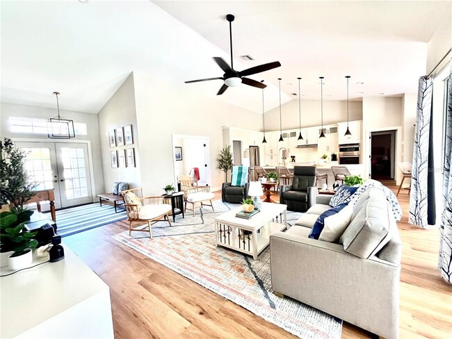 Building Photo - 6000 Key Largo Cir