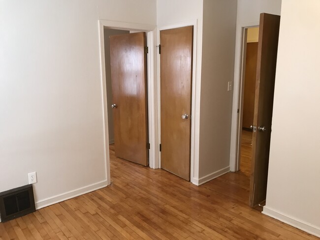 Building Photo - 5243 N 49th St