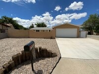 Building Photo - 4 Bedroom Single Story Home Available Near Tramway Blvd NE & Lomas Blvd NE!