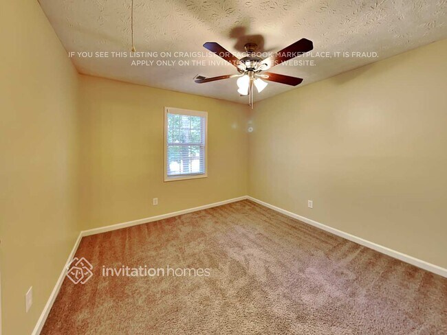 Building Photo - 2260 Rockwell Dr