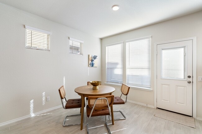 Building Photo - 3235 Longleaf Meadows Dr