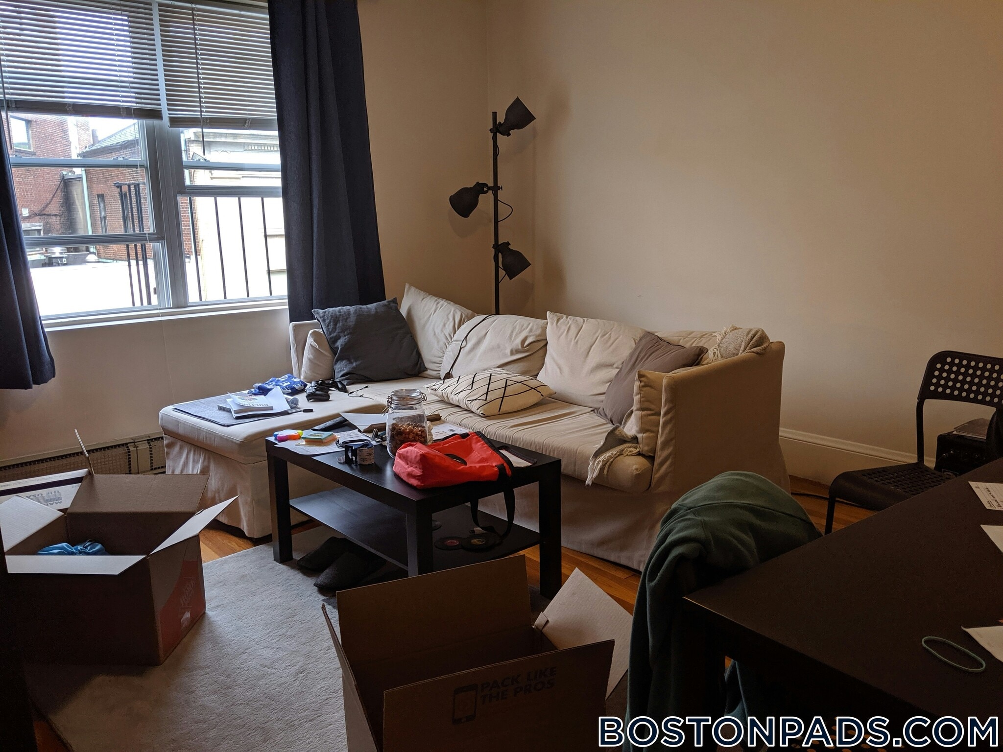 Building Photo - 402 Highland Ave