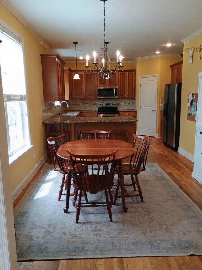 Building Photo - 2029 Sumter Landing Cir