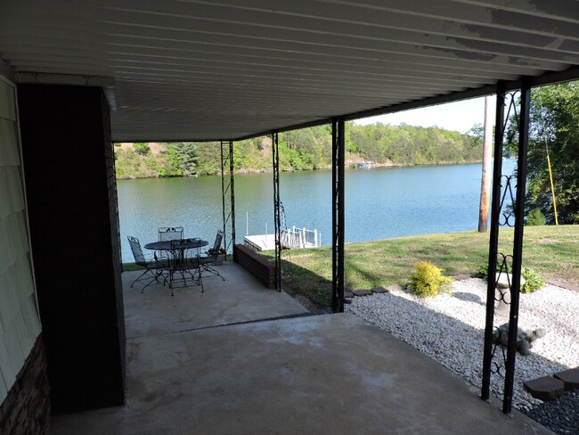 Building Photo - 1 Wildlife Club Ln