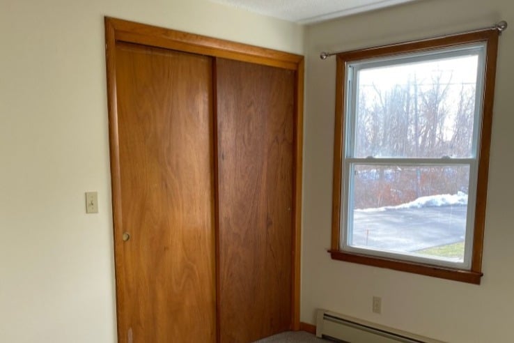 Building Photo - 5479 Strnad Dr