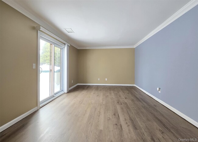 Building Photo - 786 Hilltop Ct