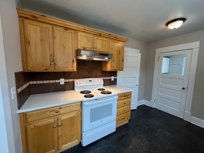 Building Photo - 1 Bed 1 Bath Duplex in North Fort Collins!