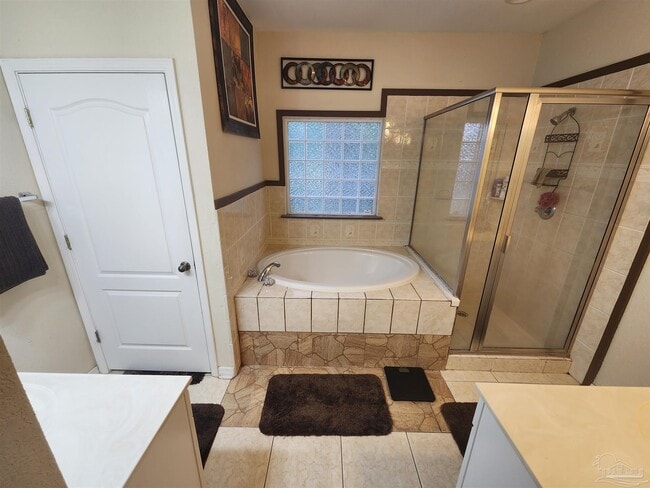 Building Photo - 1265 Mazurek Blvd