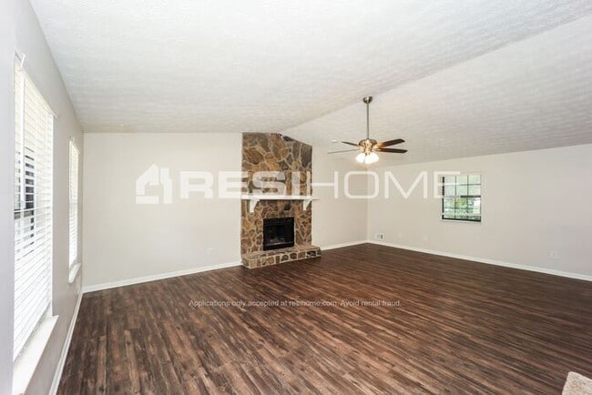 Building Photo - 6926 Apache Ln