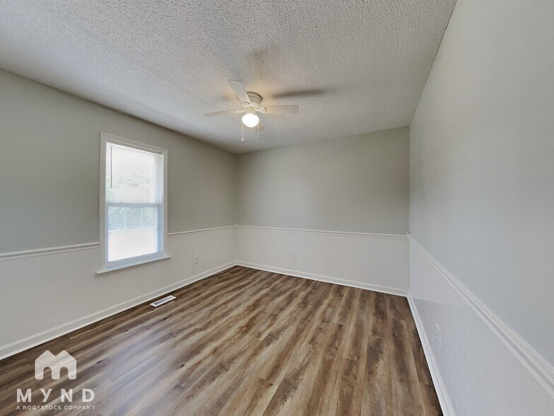 Building Photo - 4017 Rockside Hills Dr