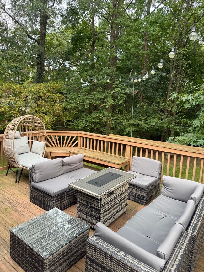 Building Photo - 403 Kokomo Ct