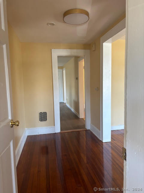 Building Photo - 137 Horace St