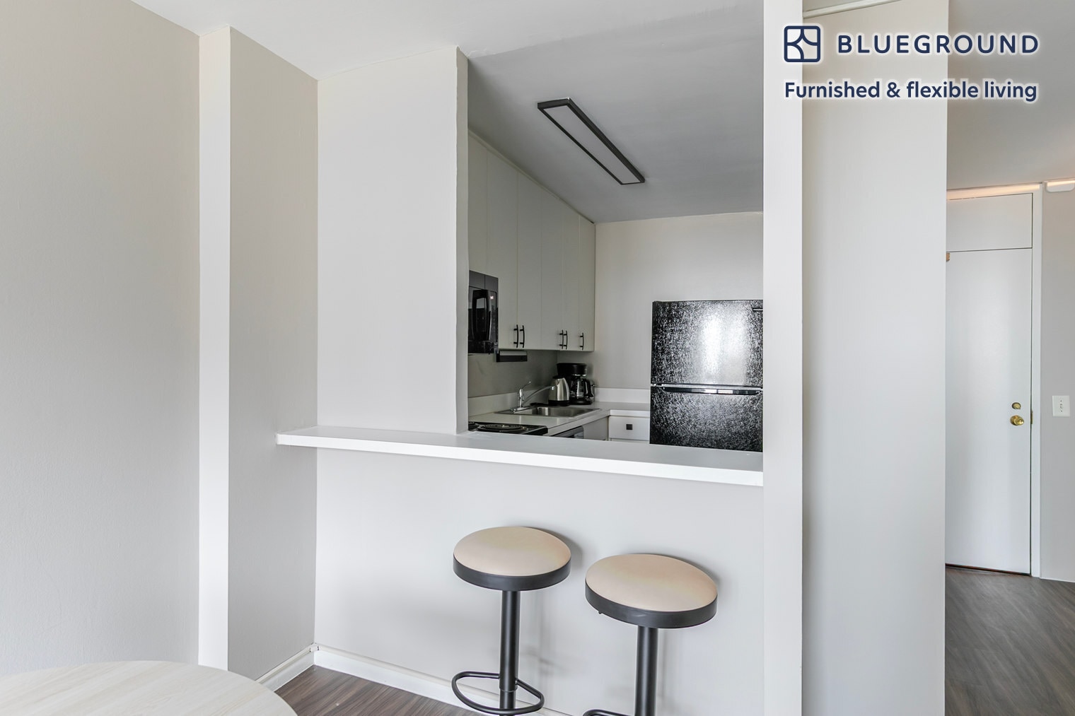 Building Photo - 3450 N Lake Shore Dr