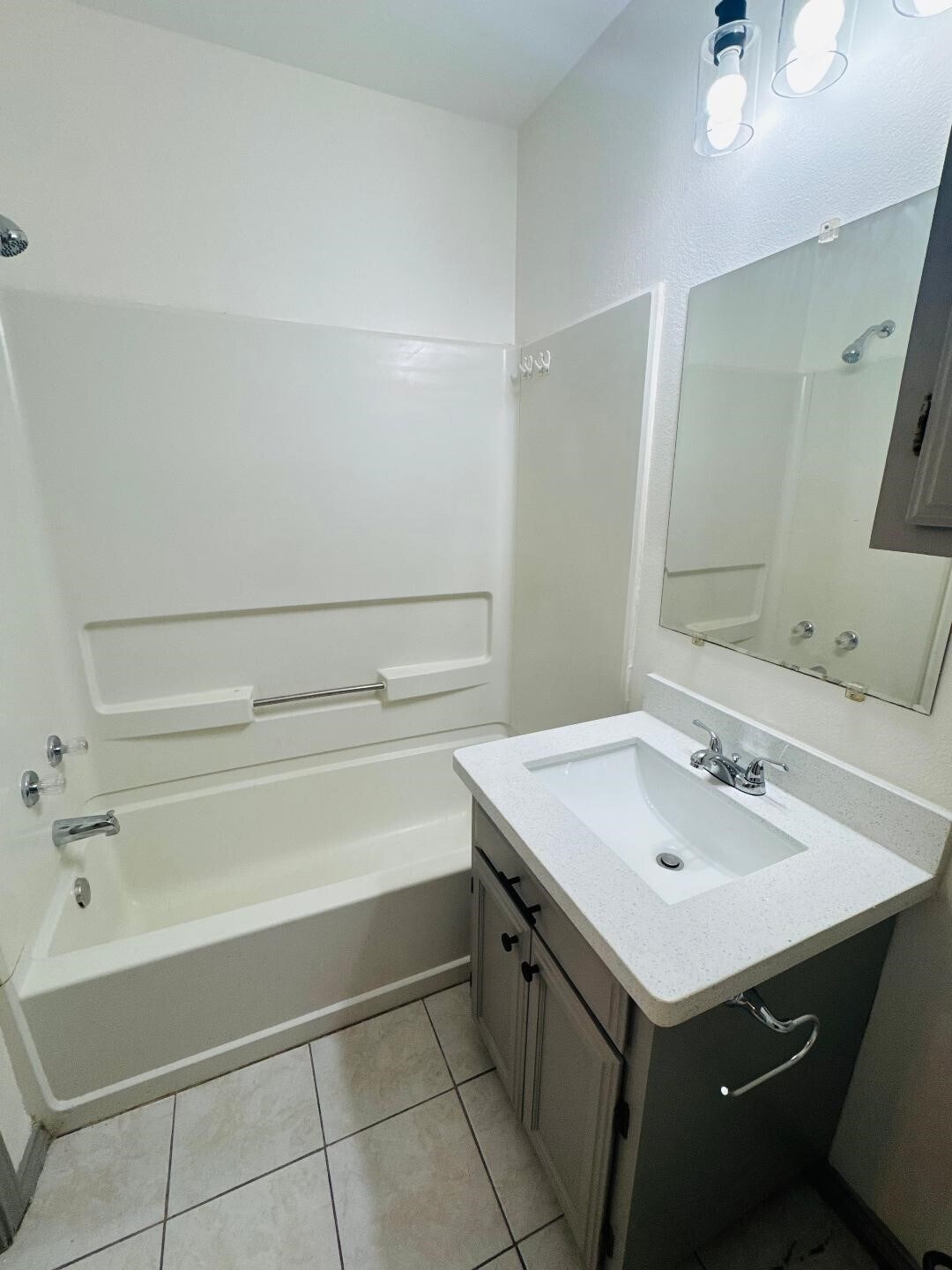 Building Photo - 4408 N 24th Ln