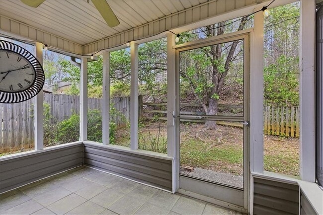 Building Photo - 3199 Liberty Commons Dr NW