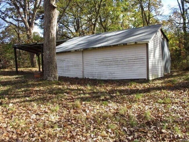 Building Photo - POTOSI - 2 Bedroom Home On 1.1 Acres Close to Town - $599 MONTH / $999 DOWN