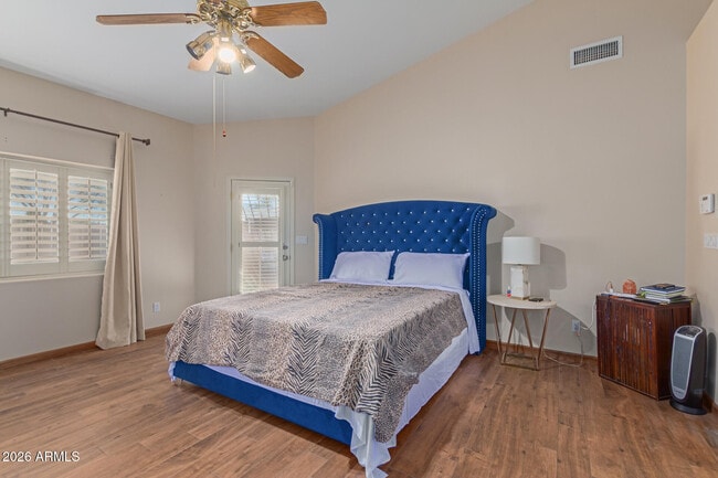 Building Photo - 601 W San Marcos Dr