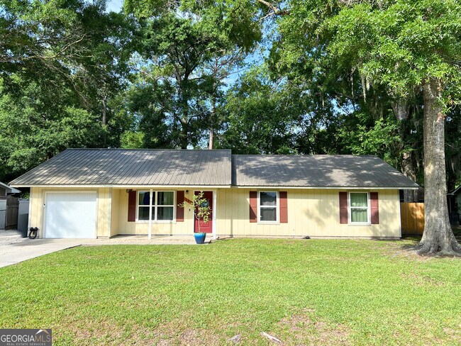 Primary Photo - 113 Woodhaven Dr