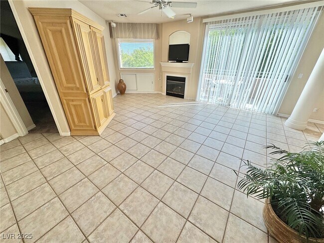 Building Photo - 1550 San Juan Hills Dr