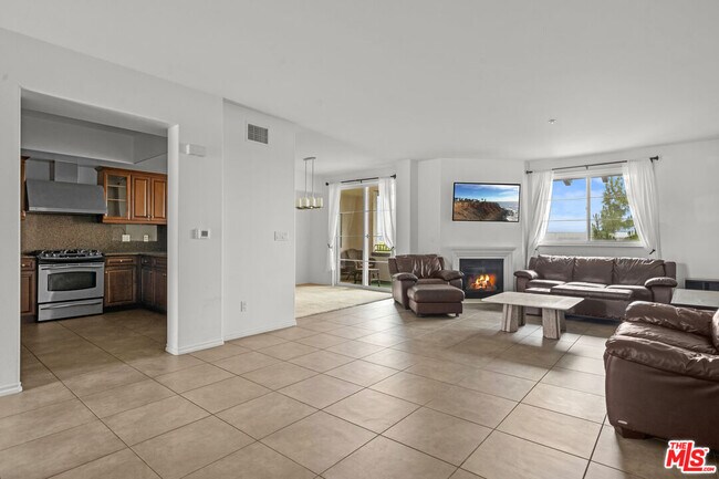 Building Photo - 13031 Villosa Pl